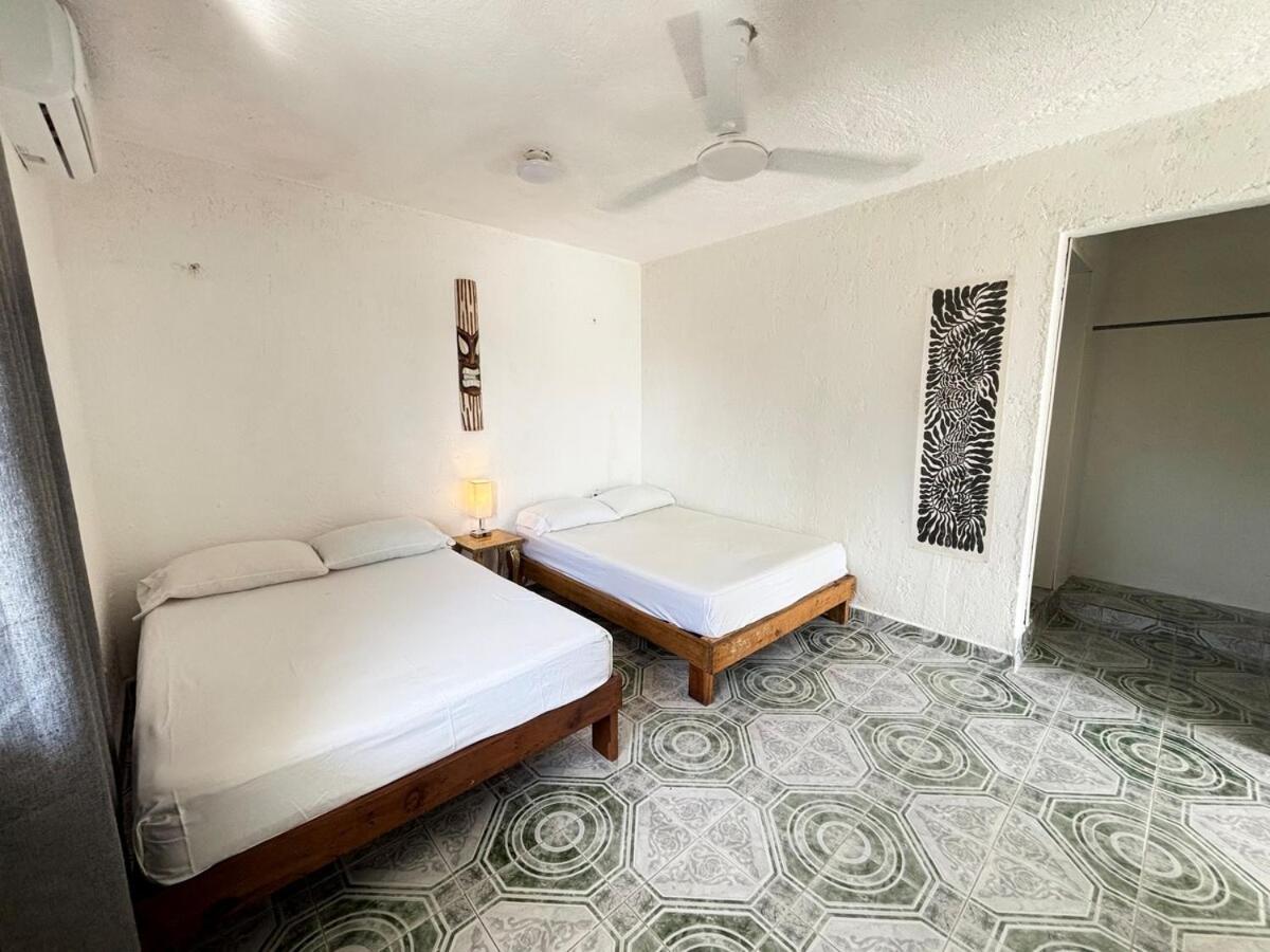 Centrally Located 2 Blocks From The Sea